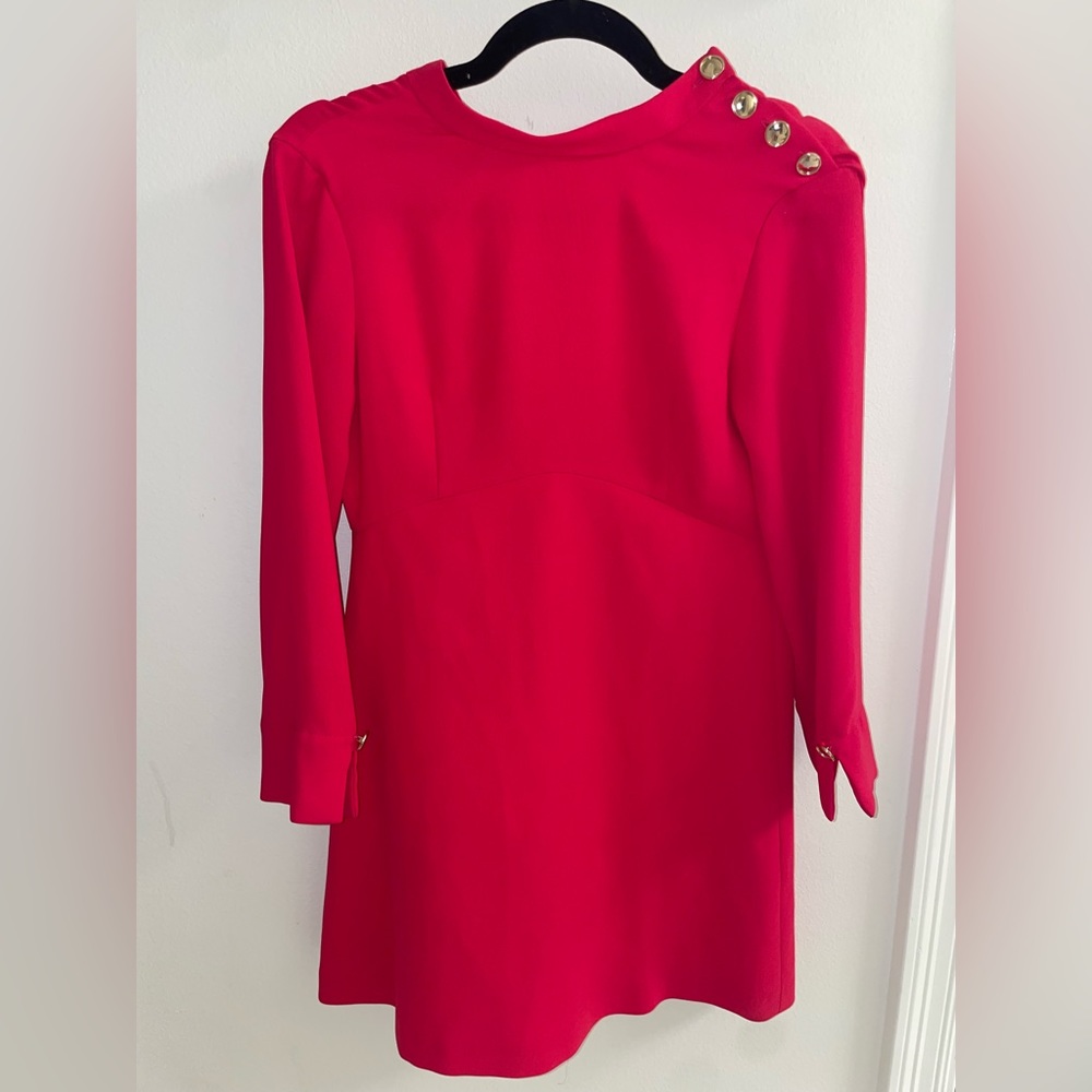 Pink 3/4 sleeve length shoulder button mini dress